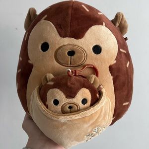 BNWOT 7” & 3.5” Hans Hedgehog Winter Squishmallows
